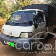 MAZDA BONGO 2001