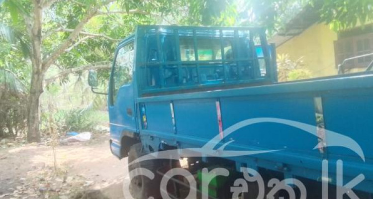 ISUZU ELF 1983