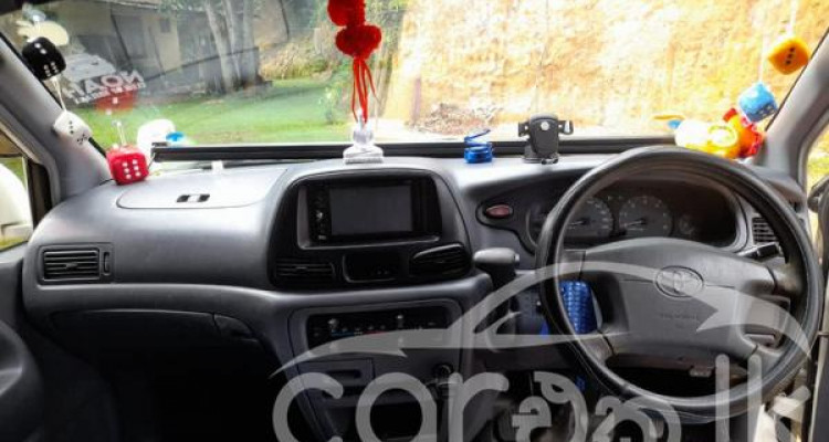 TOYOTA NOAH KR42 1998
