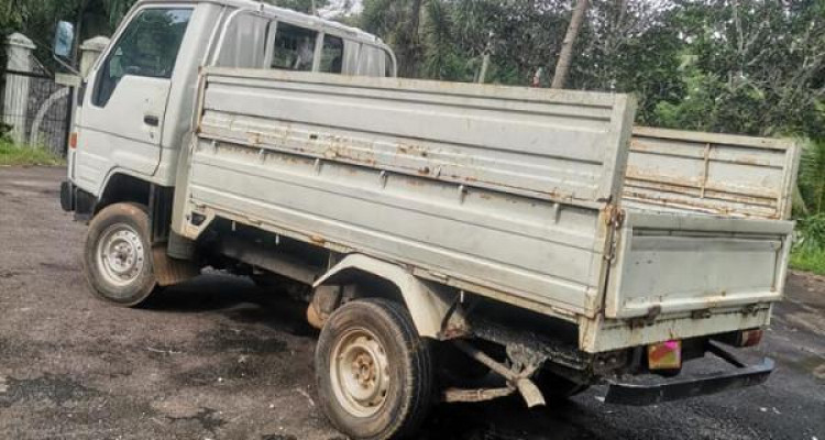 TOYOTA HIACE 1980