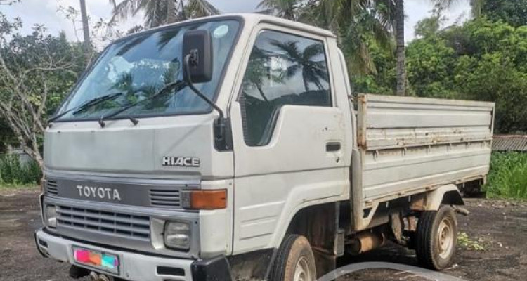 TOYOTA HIACE 1980