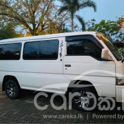 NISSAN CARAVAN 1986