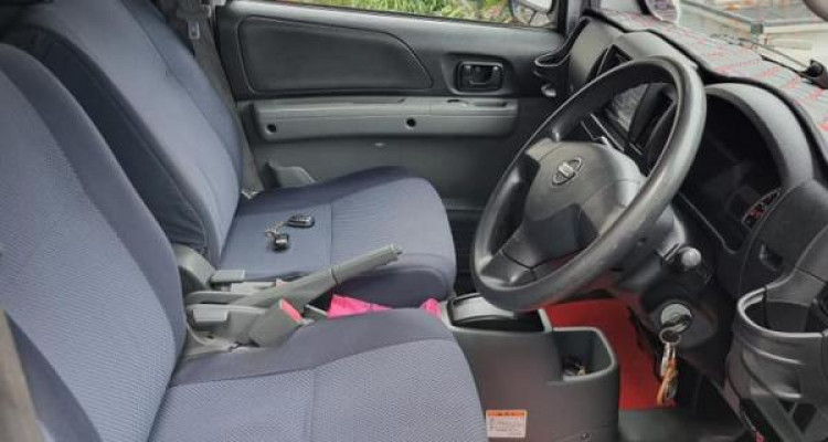 NISSAN CLIPPER NV100 2013