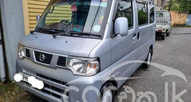 NISSAN CLIPPER NV100 2013