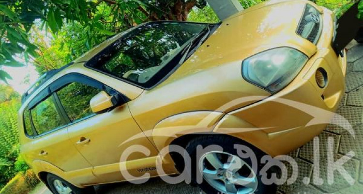 HYUNDAI TUCSON 2004