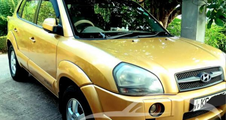 HYUNDAI TUCSON 2004