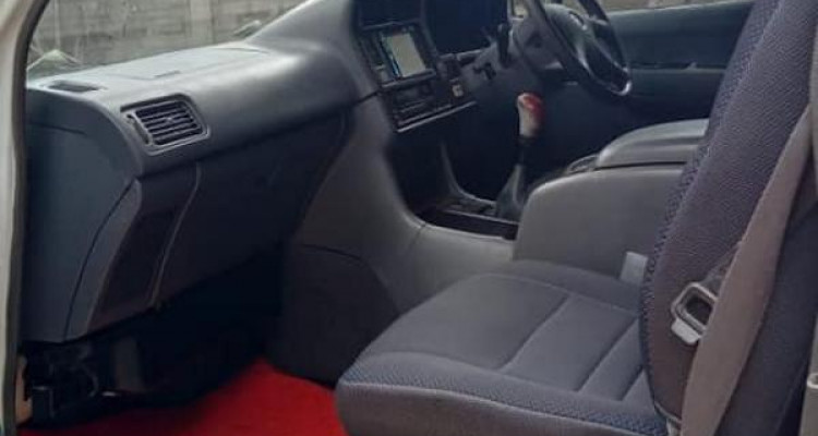 TOYOTA HIACE LH103 1998