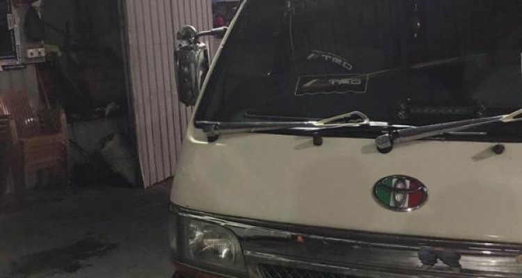 TOYOTA DOLPHIN LH103 1995