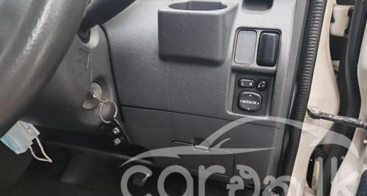 DAIHATSU HIJET 2016