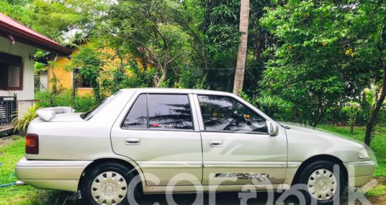 HYUNDAI EXCEL 1993