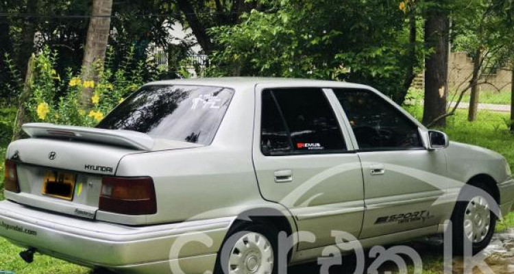 HYUNDAI EXCEL 1993
