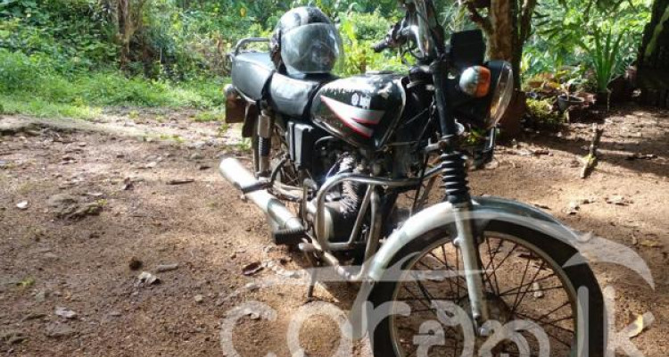 BAJAJ BOXER 2002