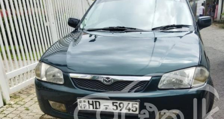 MAZDA 323 2000