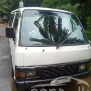 NISSAN CARAVAN 1983