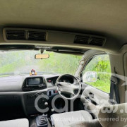 TOYOTA NOAH KR42 2005