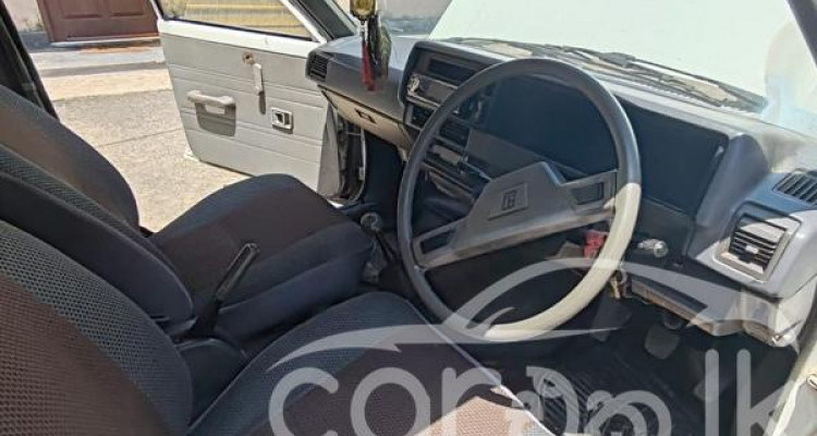 TOYOTA COROLLA DX WAGON 1986