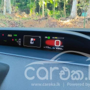TOYOTA PRIUS 2016
