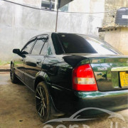MAZDA FAMILIA 2000