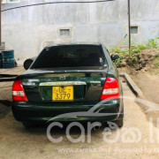 MAZDA FAMILIA 2000