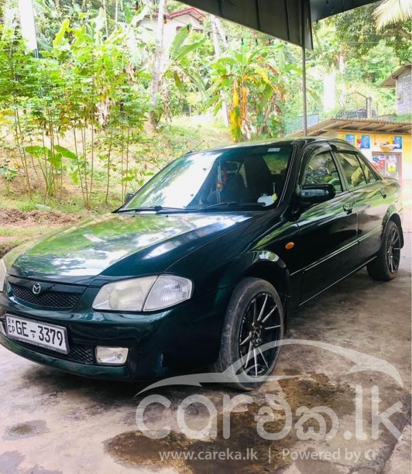 MAZDA FAMILIA 2000