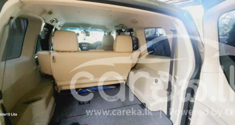 MITSUBISHI MONTERO 2015