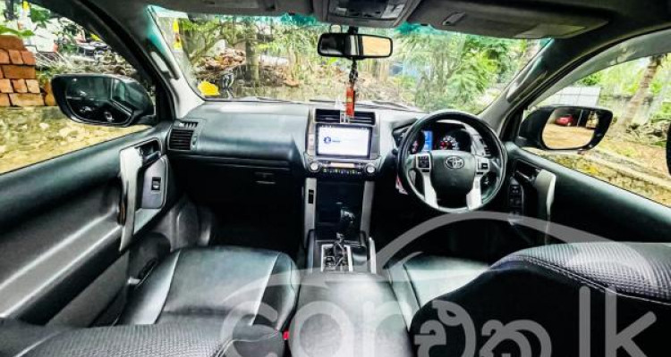 TOYOTA LAND CRUISER PRADO 150 2010