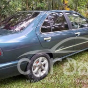 NISSAN SUNNY 1996