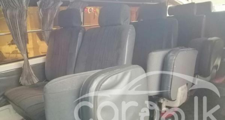 MAZDA BONGO BROWNY 1998