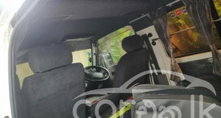MAZDA BONGO BROWNY 1998