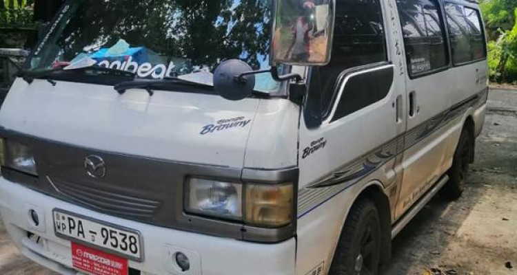 MAZDA BONGO BROWNY 1998