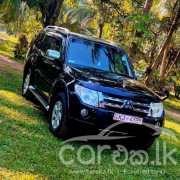 MITSUBISHI MONTERO V6 2010