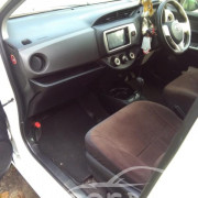 TOYOTA VITZ 2015