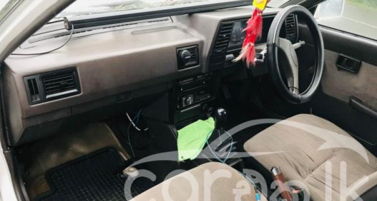 NISSAN SUNNY B12 1989