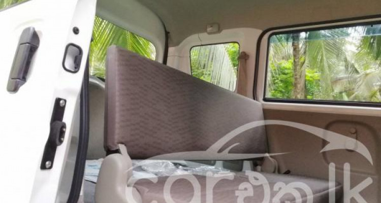 NISSAN CLIPPER NV100 2018