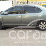TOYOTA PREMIO 2002