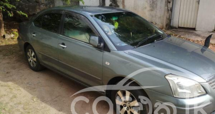 TOYOTA PREMIO 2002