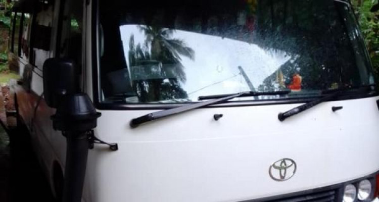 TOYOTA COASTER 2016