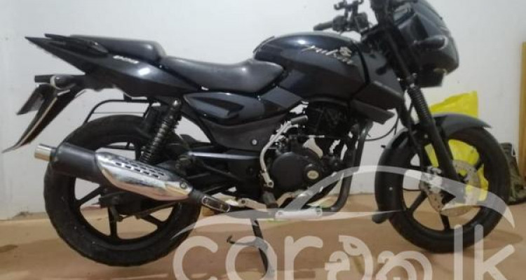 BAJAJ PULSAR 150 2010