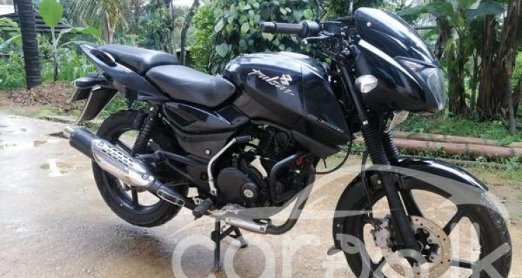BAJAJ PULSAR 150 2010