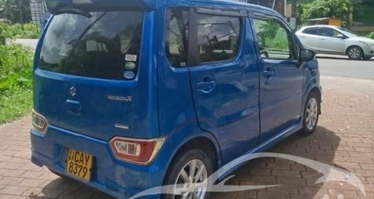 SUZUKI WAGON R FZ 2017