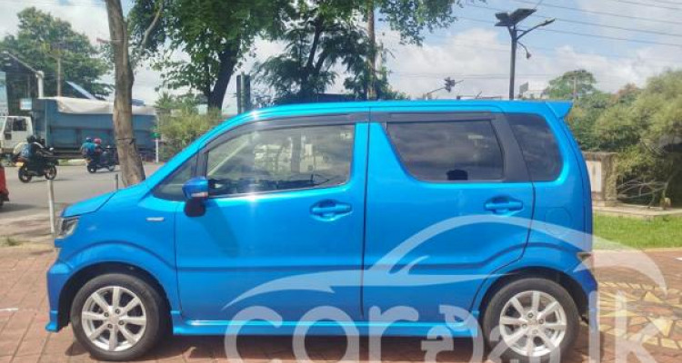 SUZUKI WAGON R FZ 2017