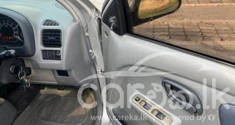 SUZUKI ALTO K10 2011
