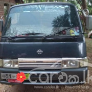 NISSAN CARAVAN 1986