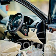 MITSUBISHI MONTERO 2012