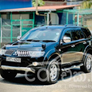 MITSUBISHI MONTERO 2012