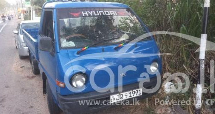 HYUNDAI H100 2001