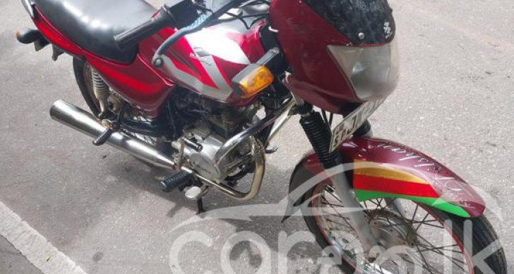 BAJAJ CT100 2004
