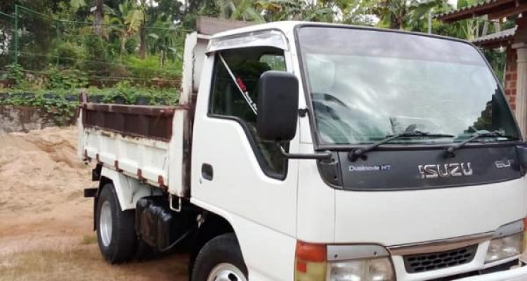 ISUZU ELF 2004