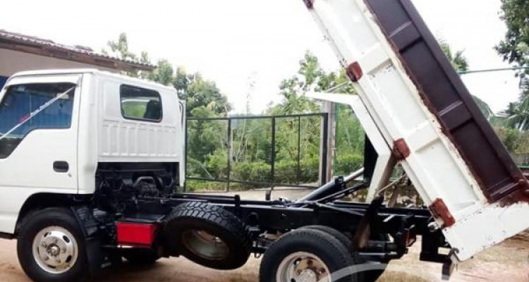 ISUZU ELF 2004