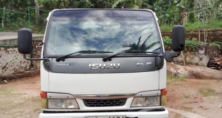 ISUZU ELF 2004